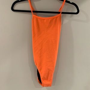 Jackson II Orange Jolyn- 28